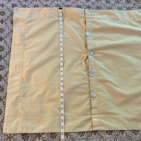 Bella Notte Pale Yellow Velvet Trim Pillow Shams - Picture 12 of 13